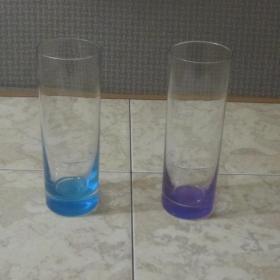 2 стакана из цветного стекла.  Цена за 2 шт.