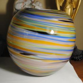 шикарная ваза многоцветное стекло ручная работа италия?  