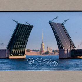 Магнит сувенирный, Санкт-Петербург, Петропавловский собор, разводной мост​