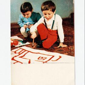 Открытка СССР. Юные художники. Герман, Маркелов, 1969, чистая, дети, детство, мальчики, рисование