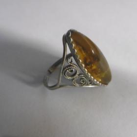 Винтажное кольцо с янтарем СССР