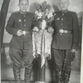 фото 1955 год 2  бойца.